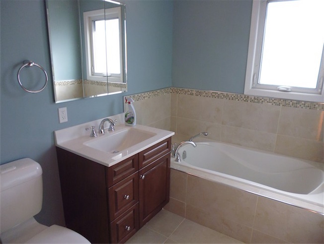 bathroom after renovation photo 1