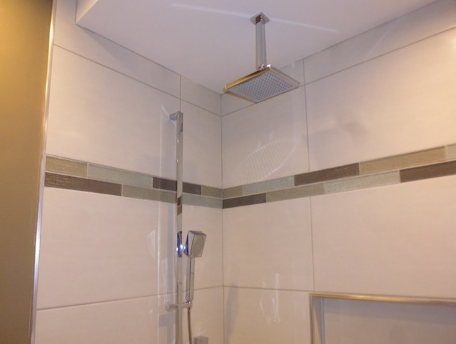 bathroom after renovation photo 1