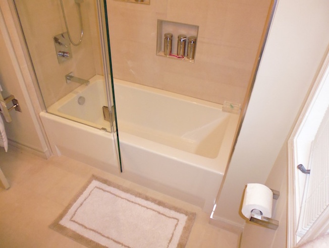 bathroom after renovation photo 3