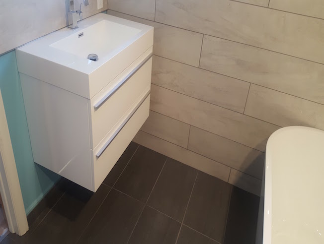 bathroom after renovation photo 1